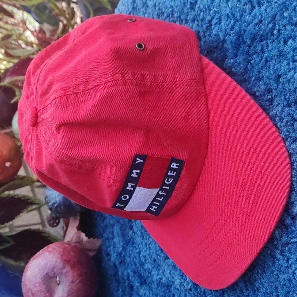 Tommy Hilfiger Hat